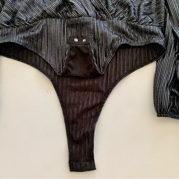 just U in Bodysuit Metallic Sz S - Picture 6 of 8